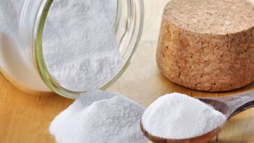 20 Baking Soda Beauty Hacks You Must Know