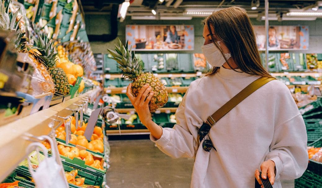 shopping store supermarket mask coronavirus