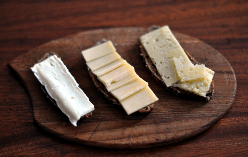 fromages brie prima donna priest cheese