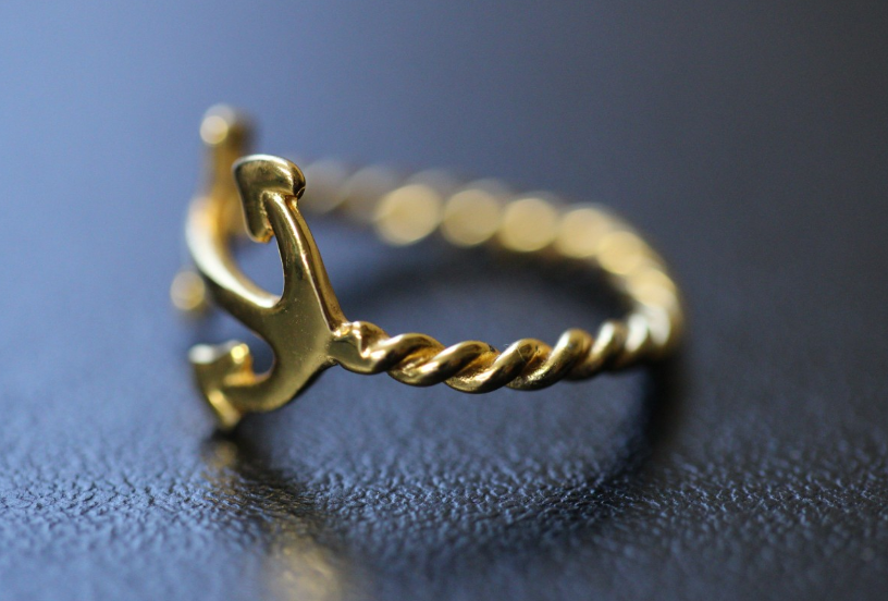 gold jewelry ring