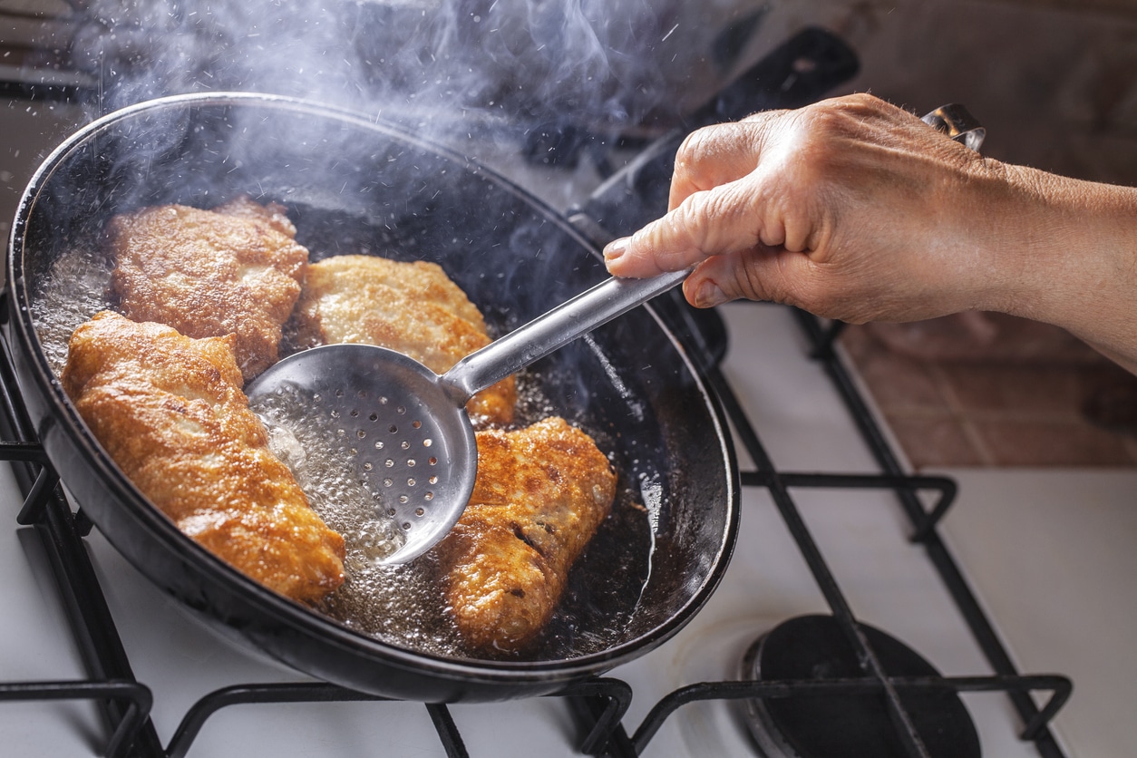 frying donuts oil smoke smells one