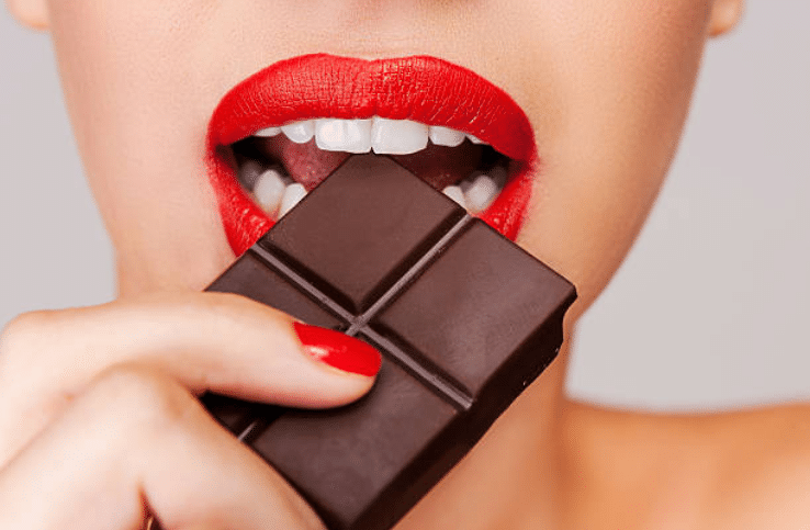 eat dark chocolate