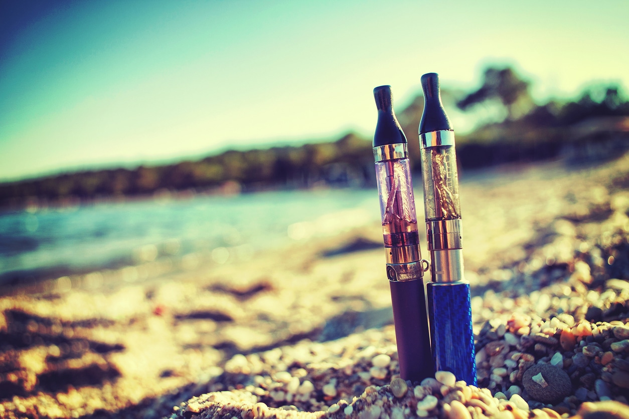 precautions electronic cigarette in summer vaping vaping stop smoking e-cig