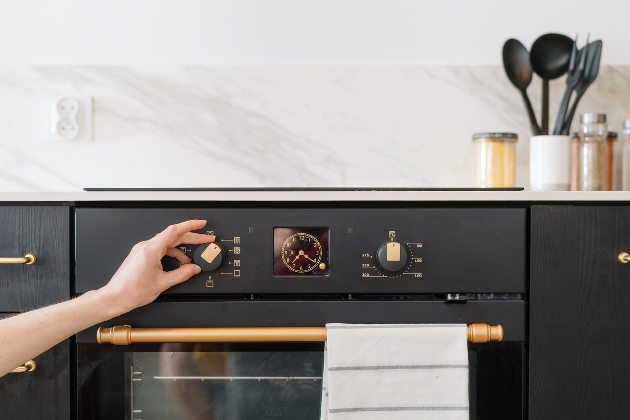 baking preheat the oven kitchen cooking