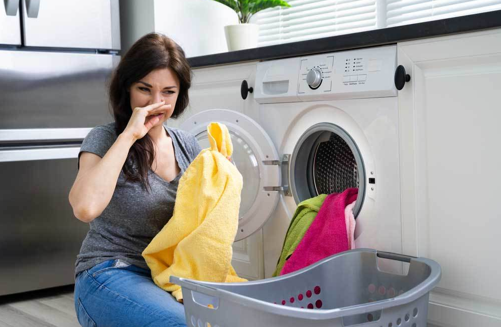 bad smells in washing machine