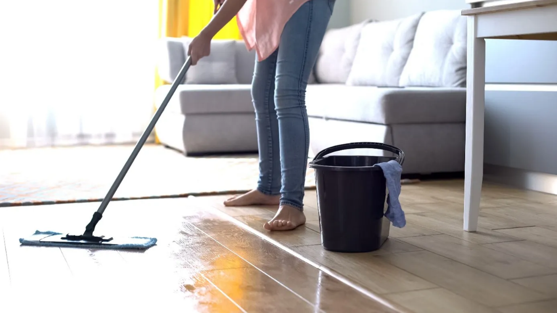 clean linoleum floor cleaning